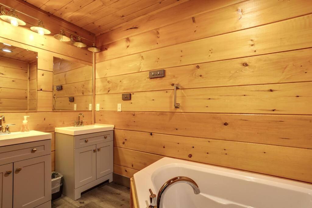 Dancing Bear Cabin- Relax & Enjoy! Sevierville Extérieur photo