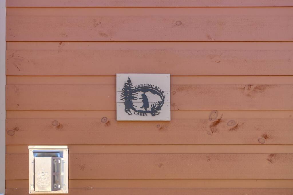 Dancing Bear Cabin- Relax & Enjoy! Sevierville Extérieur photo