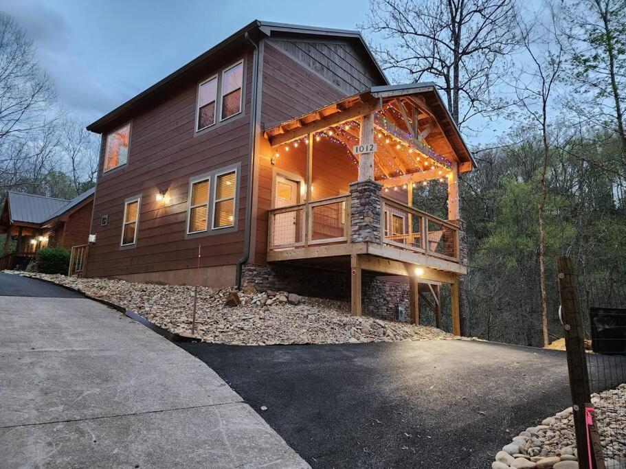 Dancing Bear Cabin- Relax & Enjoy! Sevierville Extérieur photo