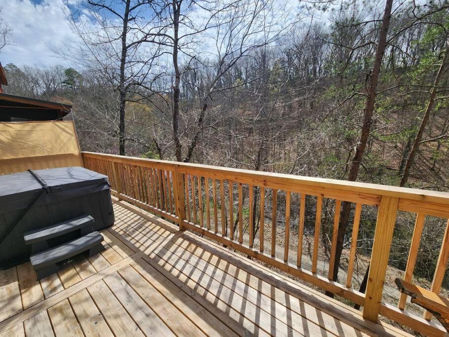 Dancing Bear Cabin- Relax & Enjoy! Sevierville Extérieur photo