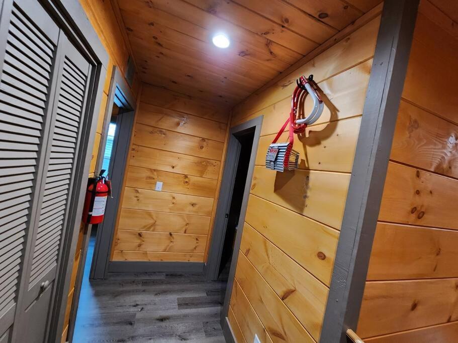 Dancing Bear Cabin- Relax & Enjoy! Sevierville Extérieur photo